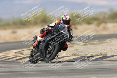 media/Nov-16-2025-Race Pace (Sun) [[8c5fa54630]]/Verified Riders/7-Turn 4 (1155am)/